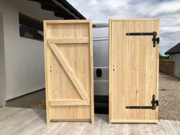 طريقة عمل باب خشب